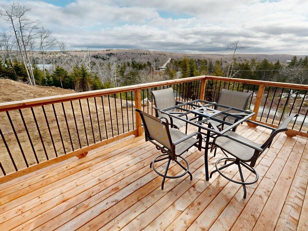 












448 Winslow Drive

,
Upper Tantallon,




NS
B3Z 1N9

