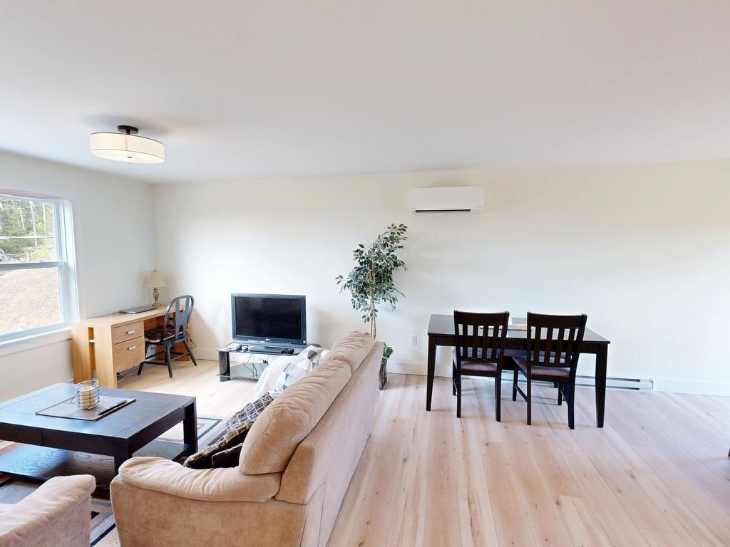 












448 Winslow Drive

,
Upper Tantallon,




NS
B3Z 1N9

