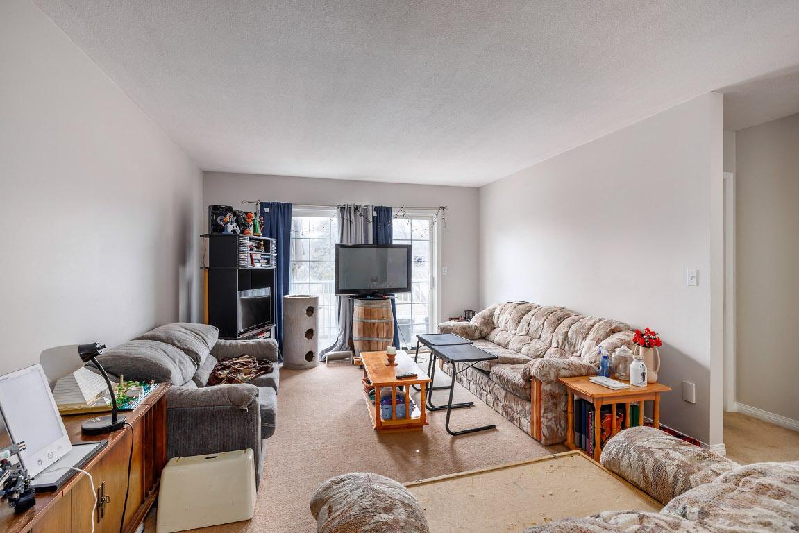 









631


Hollywood

Road,
Kelowna,




BC
V1X 7M2

