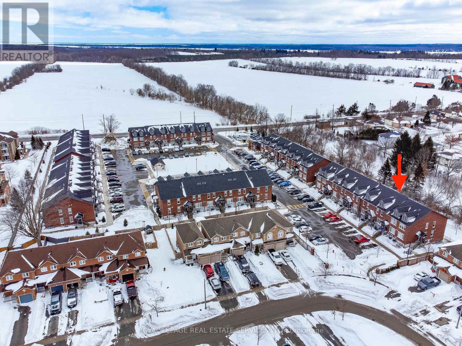 












12 - 244 PENETANGUISHENE ROAD

,
Barrie,




Ontario
L4M7C2

