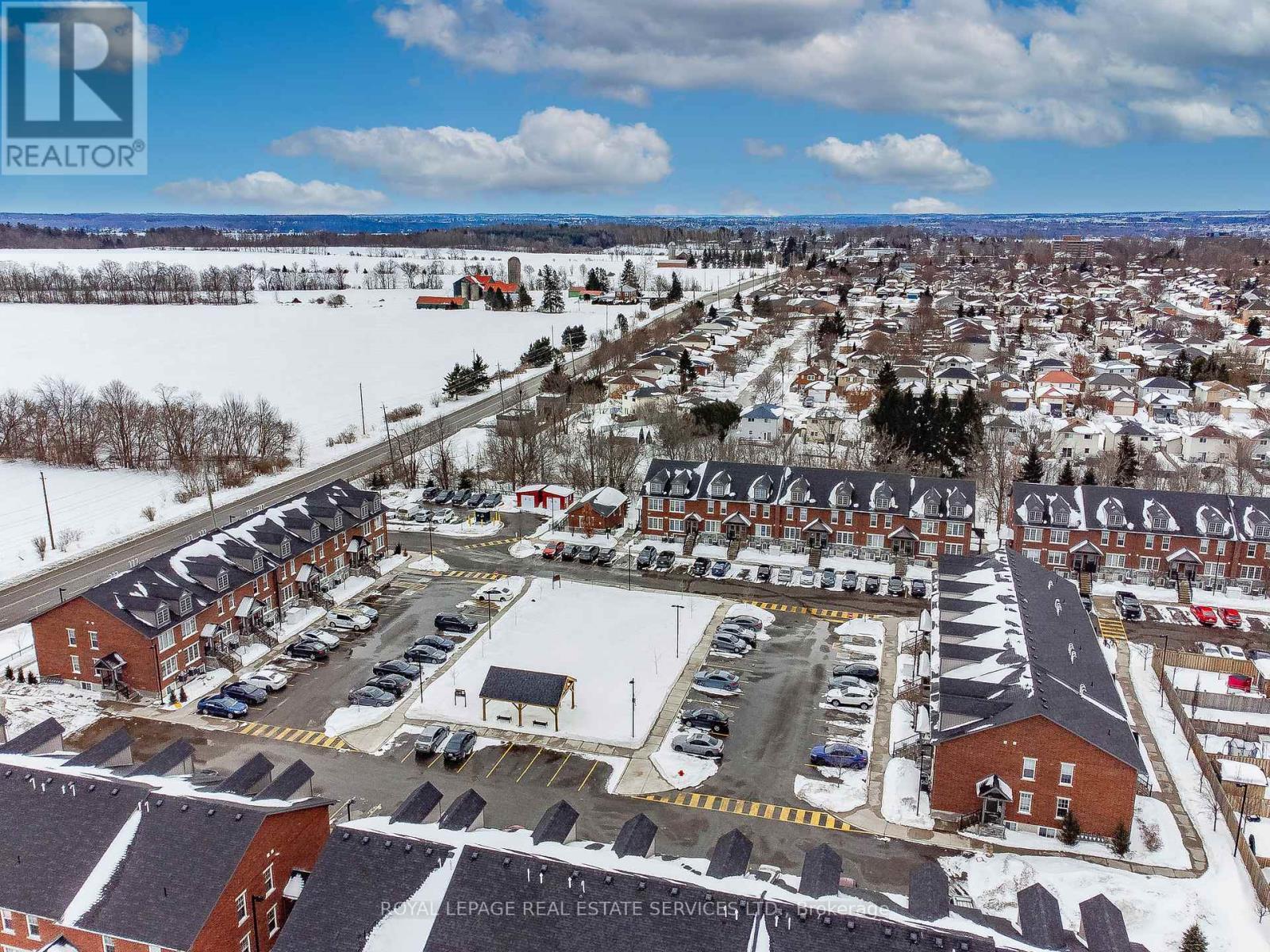 












12 - 244 PENETANGUISHENE ROAD

,
Barrie,




Ontario
L4M7C2

