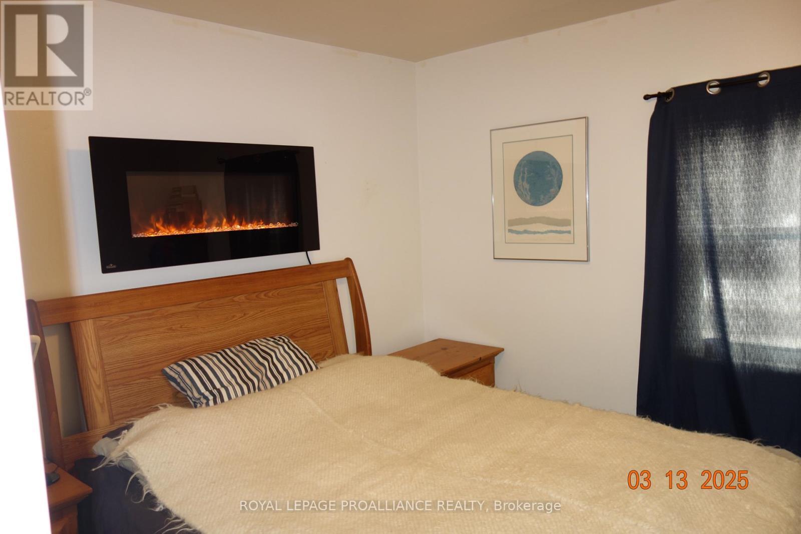 












381 HUFFMAN STREET

,
Greater Napanee,




Ontario
K7R1A8

