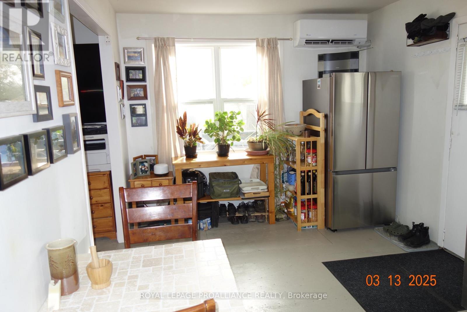 












381 HUFFMAN STREET

,
Greater Napanee,




Ontario
K7R1A8

