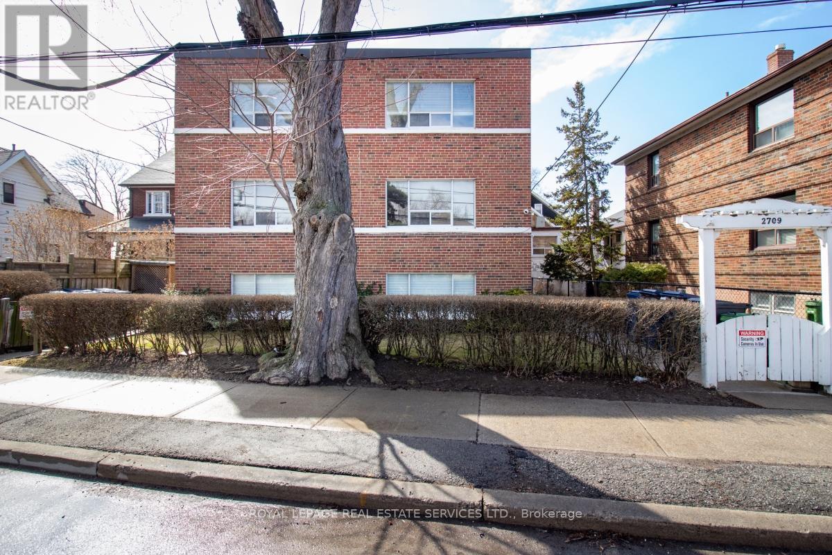 












2709 LAKE SHORE BOULEVARD W

,
Toronto,




Ontario
M8V1G6

