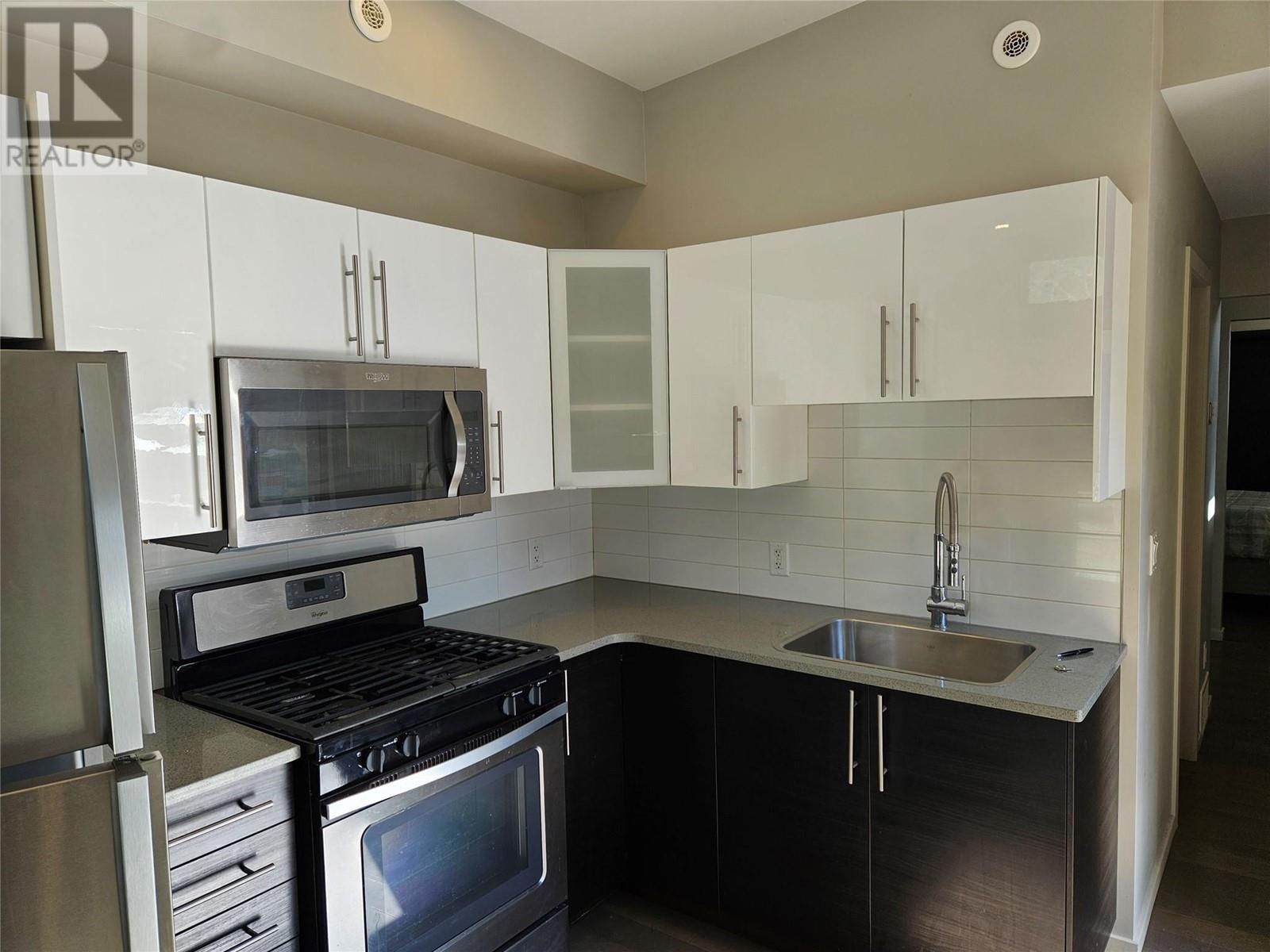 












4354 Highway 3 Unit# 49

,
Keremeos,







British Columbia
V0X1N1

