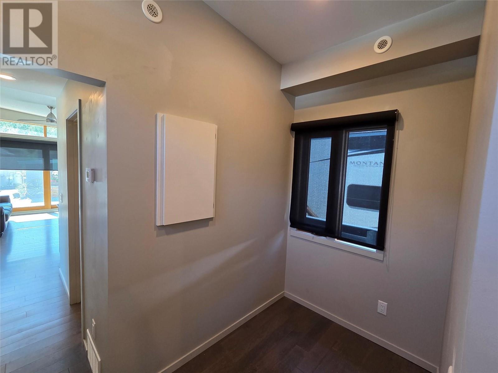 












4354 Highway 3 Unit# 49

,
Keremeos,







British Columbia
V0X1N1


