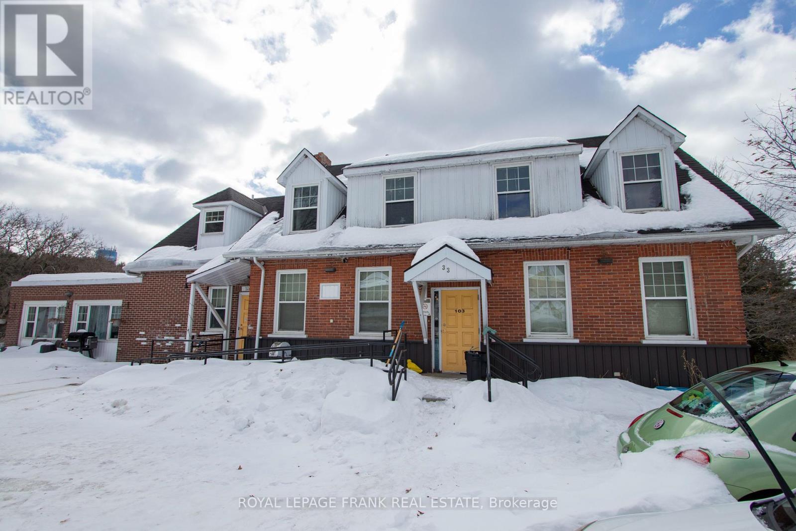 












33 FLINT AVENUE

,
Bancroft (Bancroft Ward),




Ontario
K0L1C0

