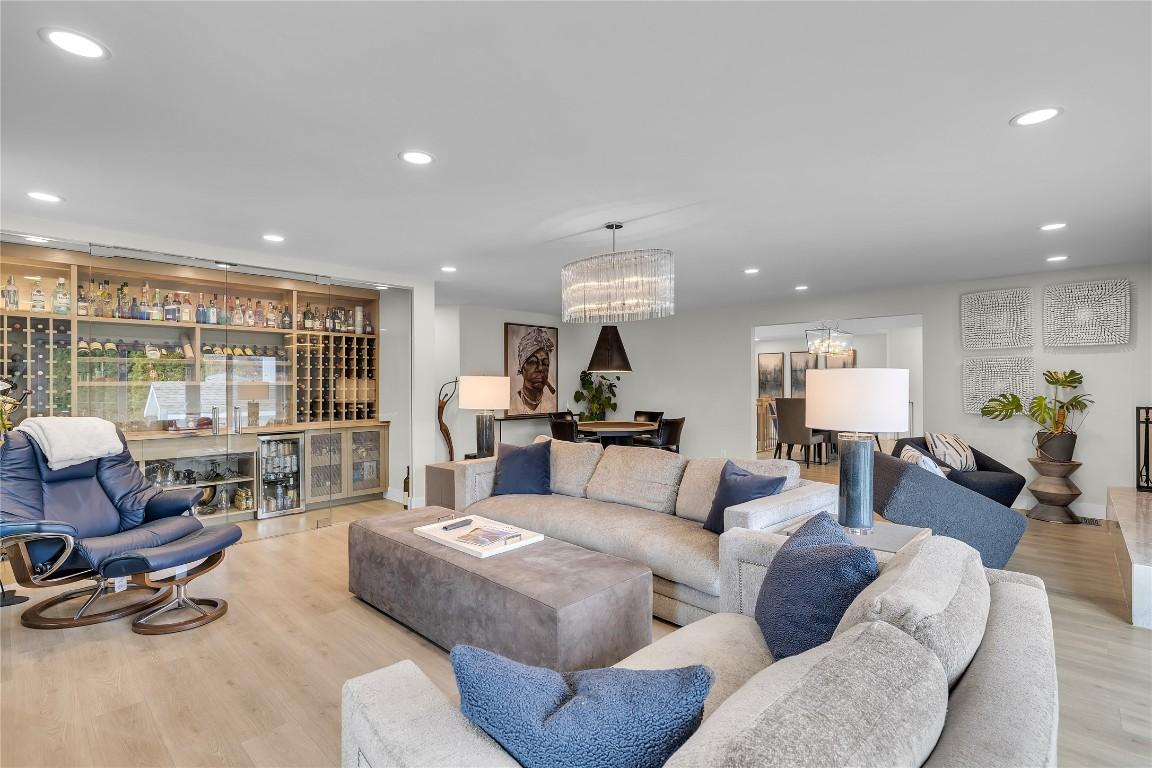 









771


Torrs

Road,
Kelowna,




BC
V1W 1B4

