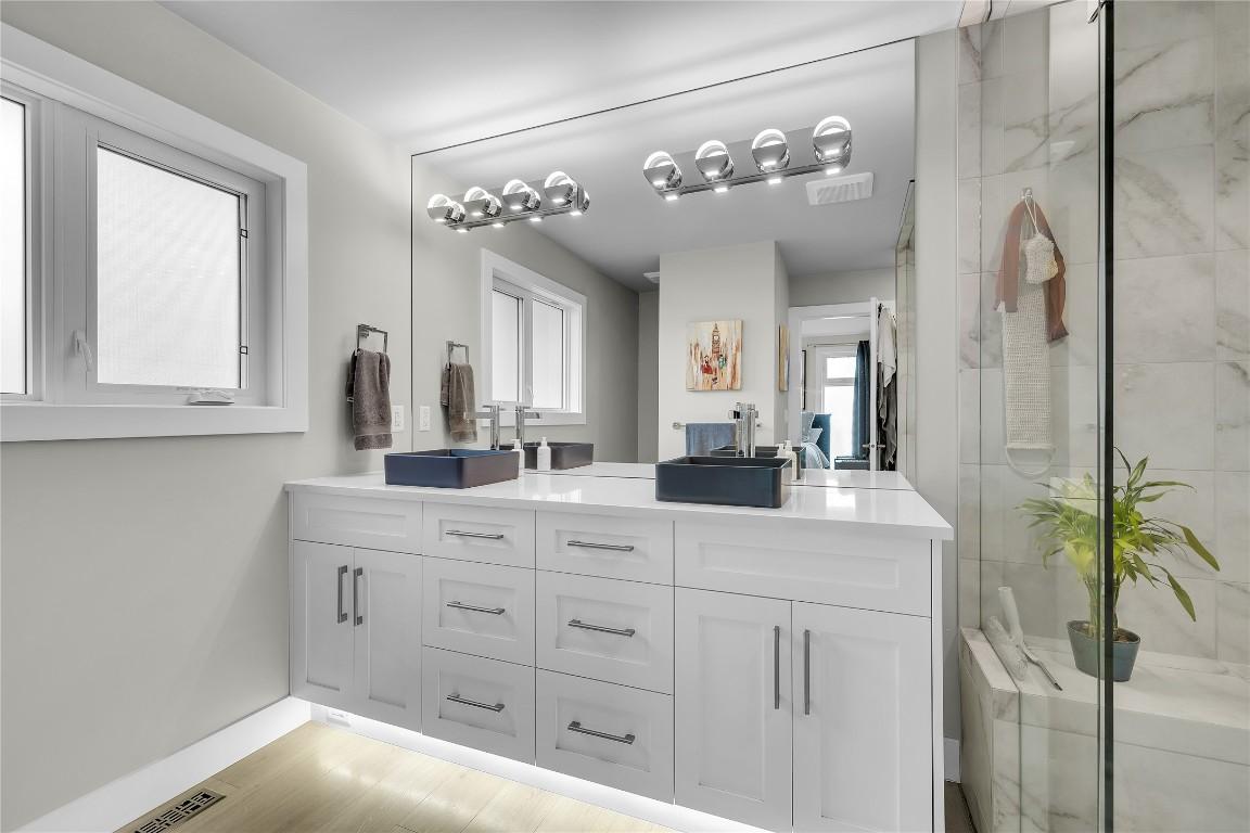 









771


Torrs

Road,
Kelowna,




BC
V1W 1B4

