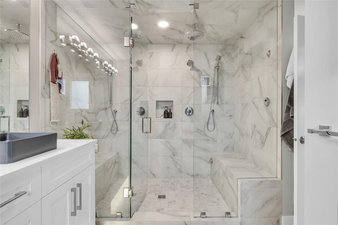 









771


Torrs

Road,
Kelowna,




BC
V1W 1B4


