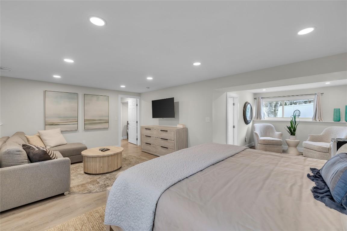 









771


Torrs

Road,
Kelowna,




BC
V1W 1B4

