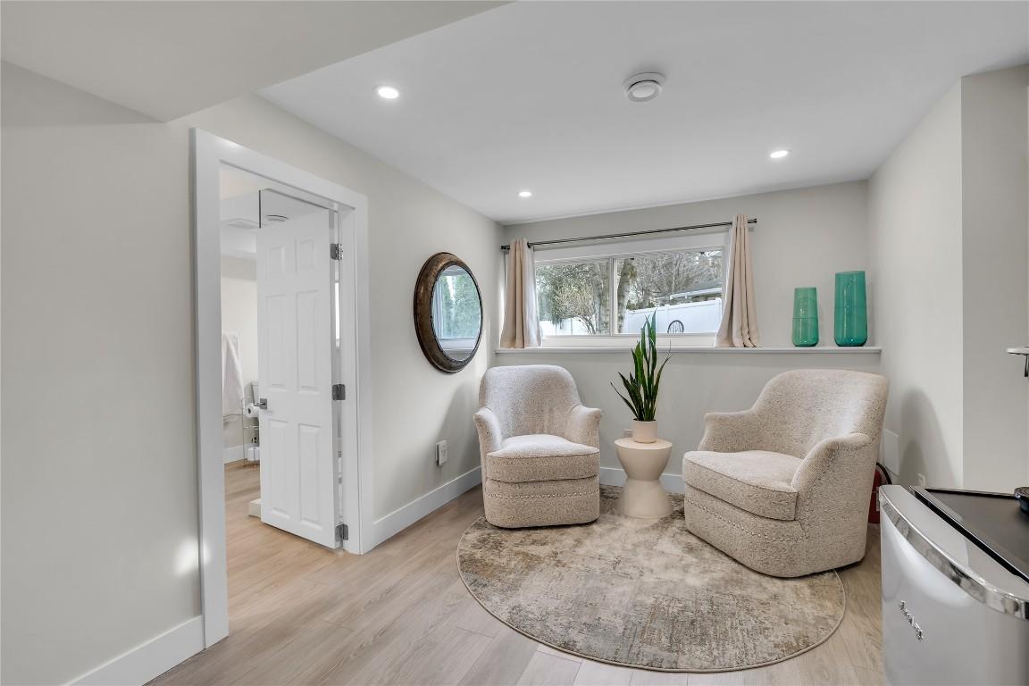









771


Torrs

Road,
Kelowna,




BC
V1W 1B4

