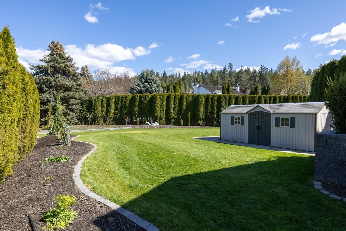 









771


Torrs

Road,
Kelowna,




BC
V1W 1B4

