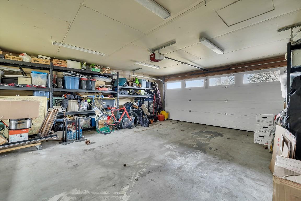 









771


Torrs

Road,
Kelowna,




BC
V1W 1B4

