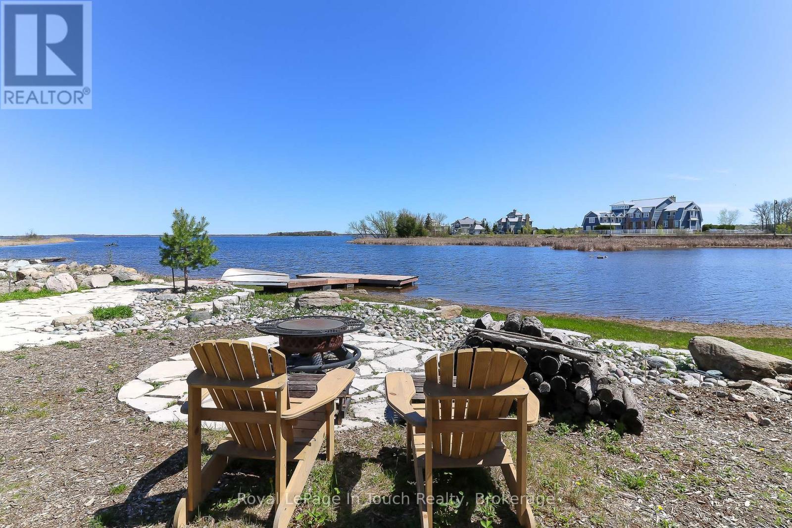 












17 SWAN LANE

,
Tay (Port McNicoll),




Ontario
L0K1R0

