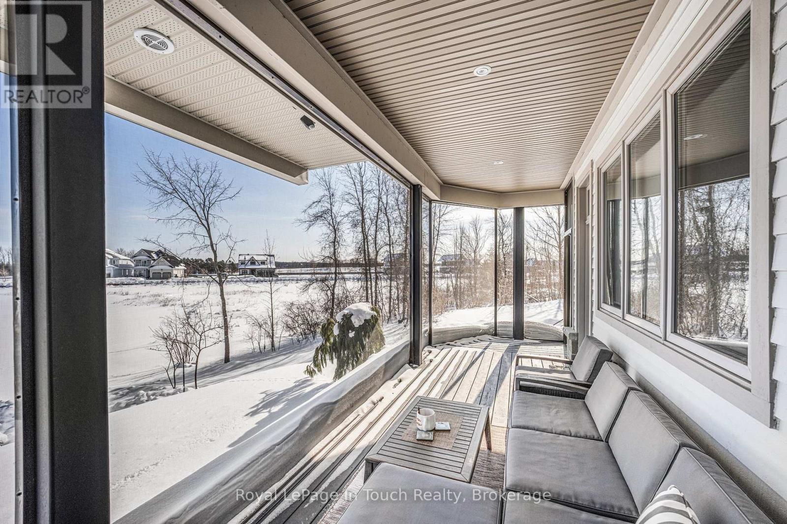 












17 SWAN LANE

,
Tay (Port McNicoll),




Ontario
L0K1R0

