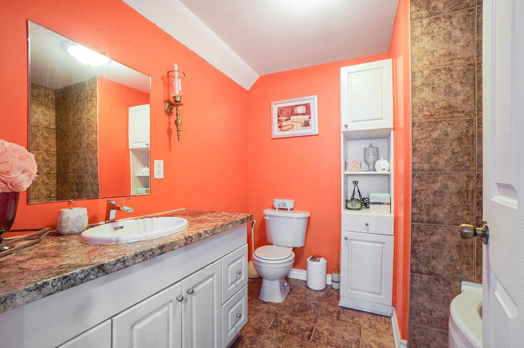 









642


Rue de Providence

,
Repentigny (Repentigny),




QC
J6A7G4

