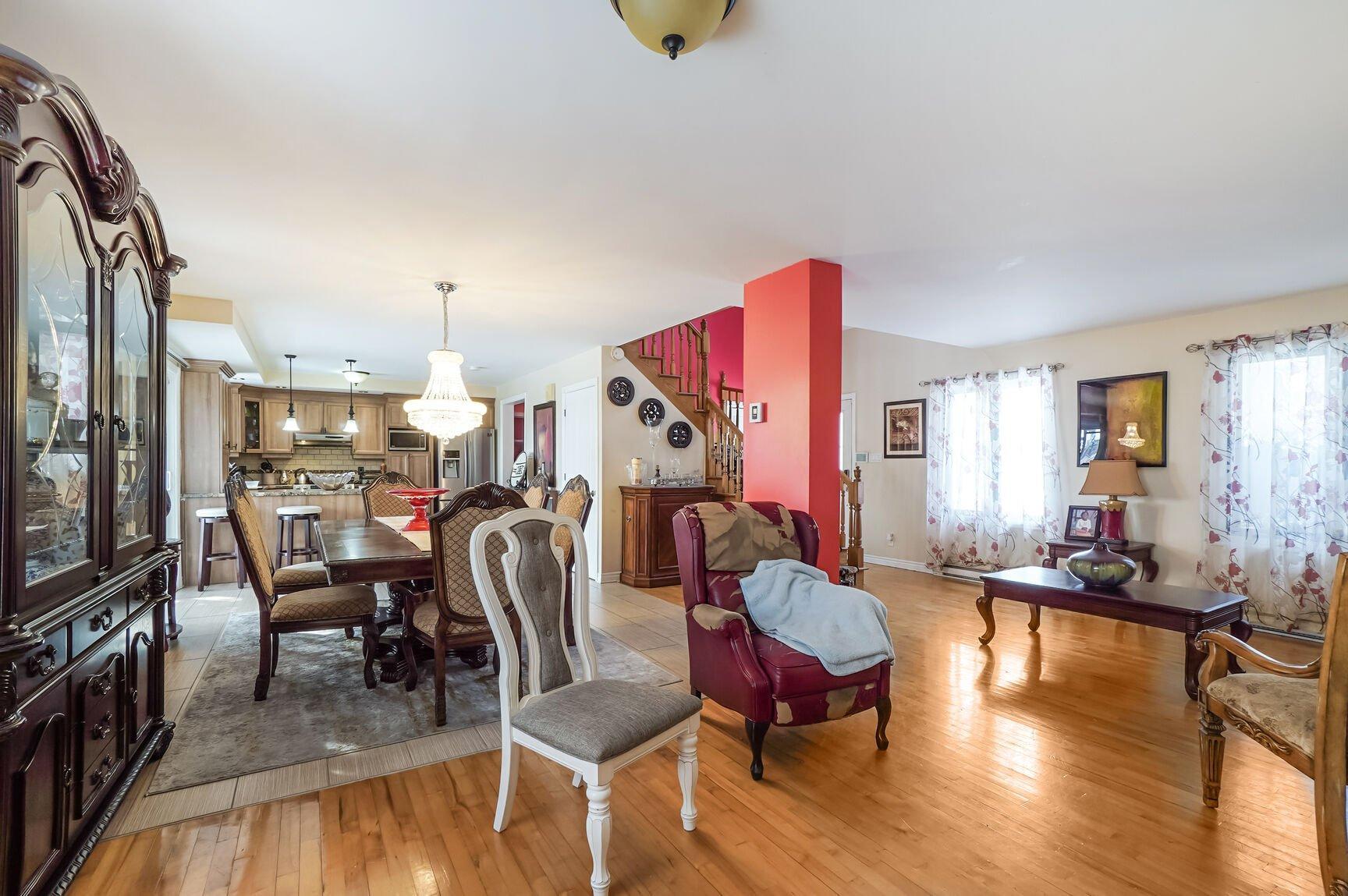 









642


Rue de Providence

,
Repentigny (Repentigny),




QC
J6A7G4

