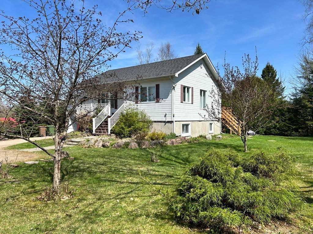 









155

 - A


Route 323

,
Brébeuf,




QC
J0T1B0

