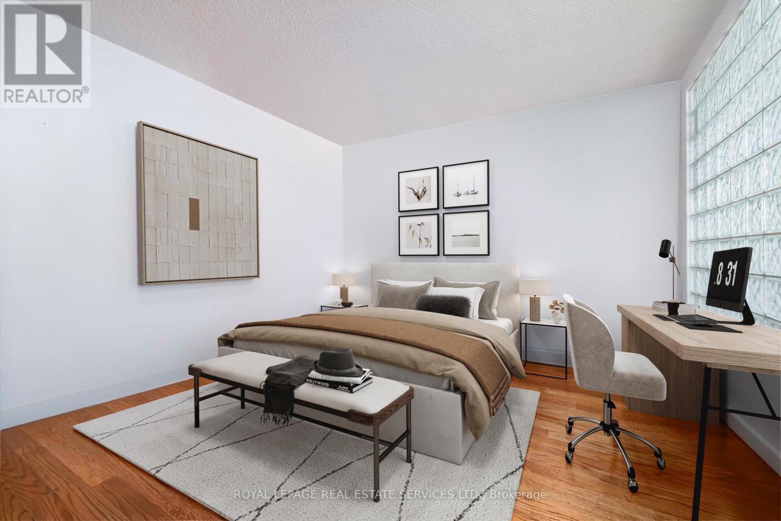 












2104 - 1 PALACE PIER COURT

,
Toronto,




Ontario
M8V3W9

