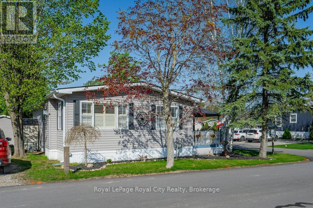 












40 BULLFROG DRIVE

,
Puslinch,




Ontario
N0B2J0

