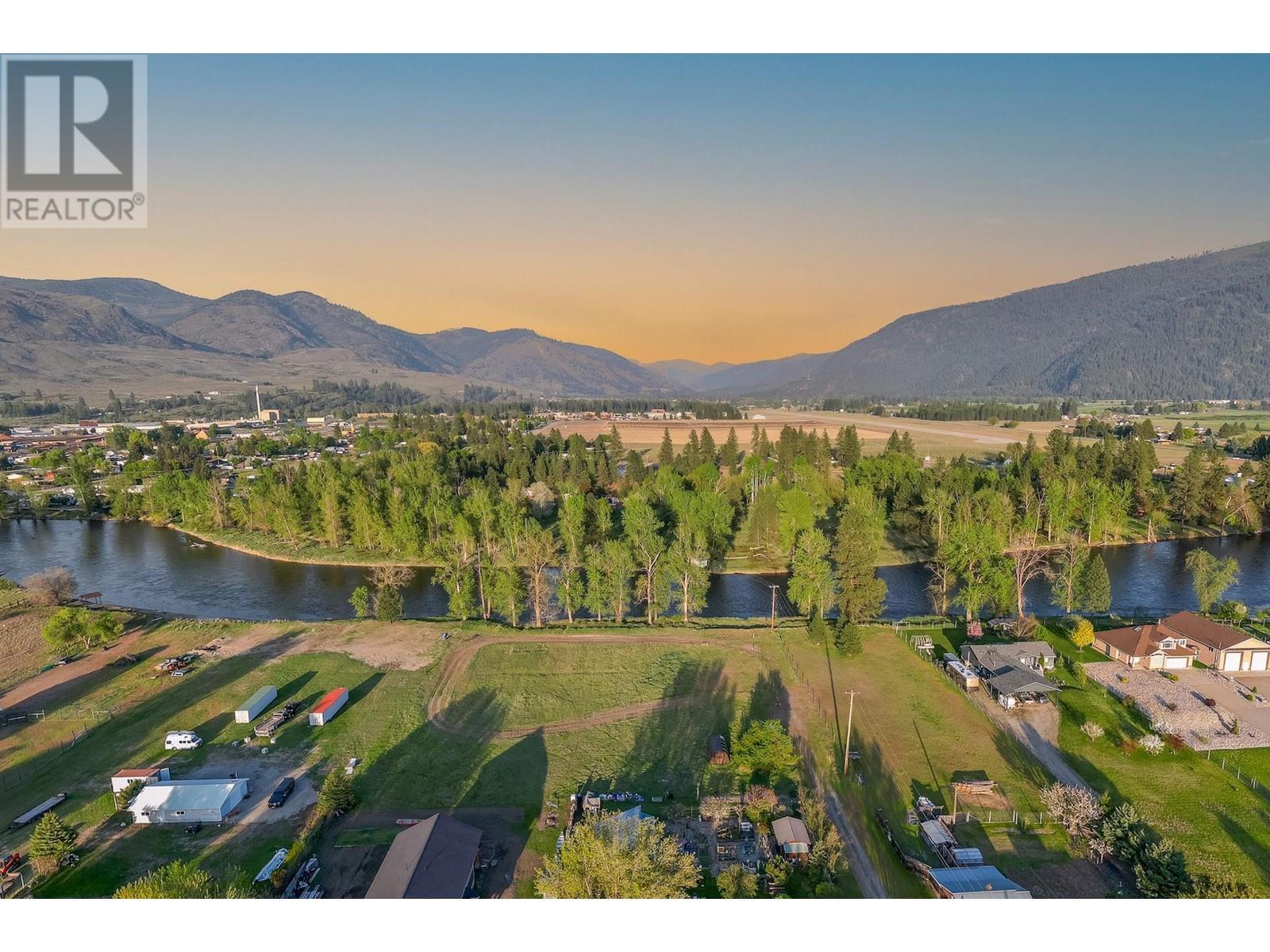 












LOT 1 61 Avenue

,
Grand Forks,







British Columbia
V0H1H0

