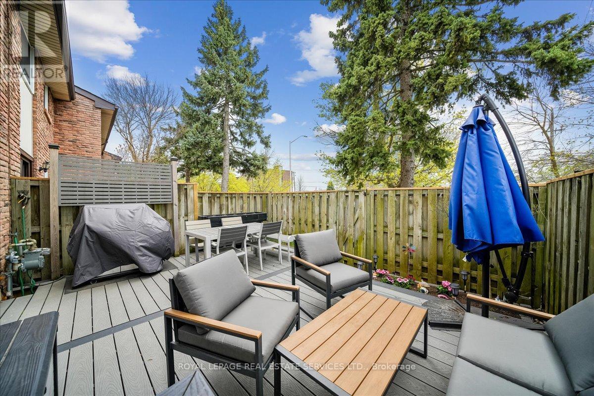 












1 - 660 OXFORD ROAD

,
Burlington,




Ontario
L7N3M1

