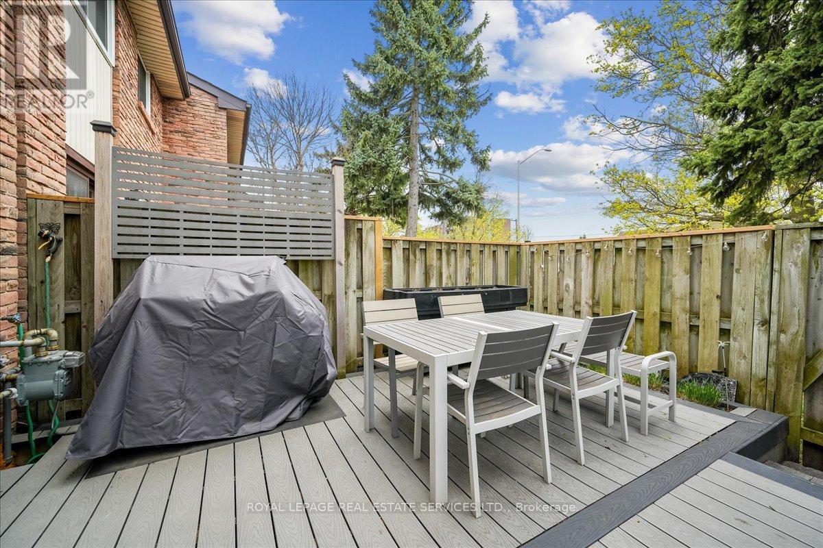 












1 - 660 OXFORD ROAD

,
Burlington,




Ontario
L7N3M1

