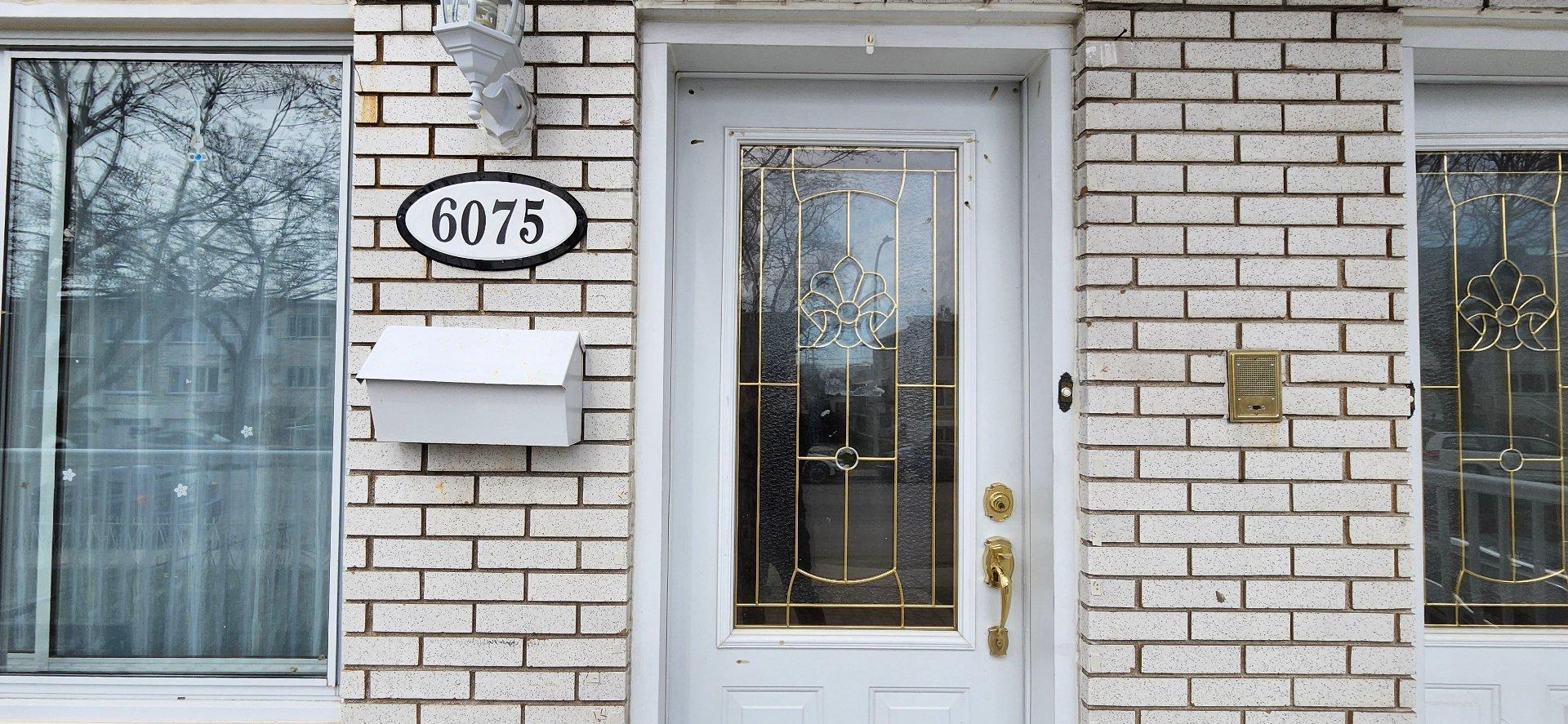









6075


Rue Rina-Lasnier

,
Montréal (Saint-Léonard),




QC
H1T1R5

