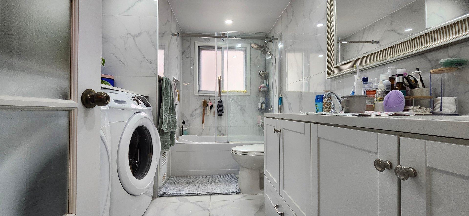 









6075


Rue Rina-Lasnier

,
Montréal (Saint-Léonard),




QC
H1T1R5

