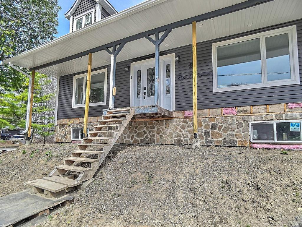









25


Rue Campeau

,
Gatineau (Gatineau),




QC
J8P2K7

