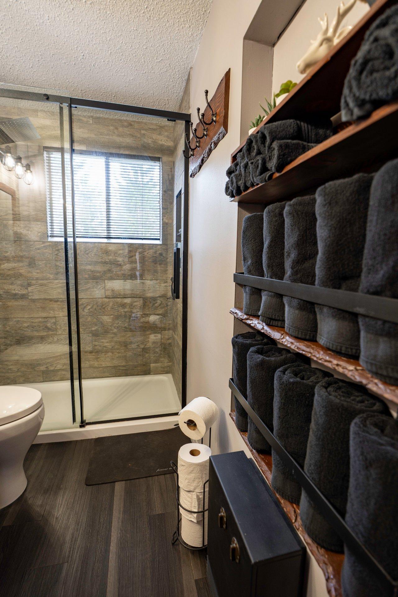 









105


Rue des Chênes

,
Orford,




QC
J1X7A6

