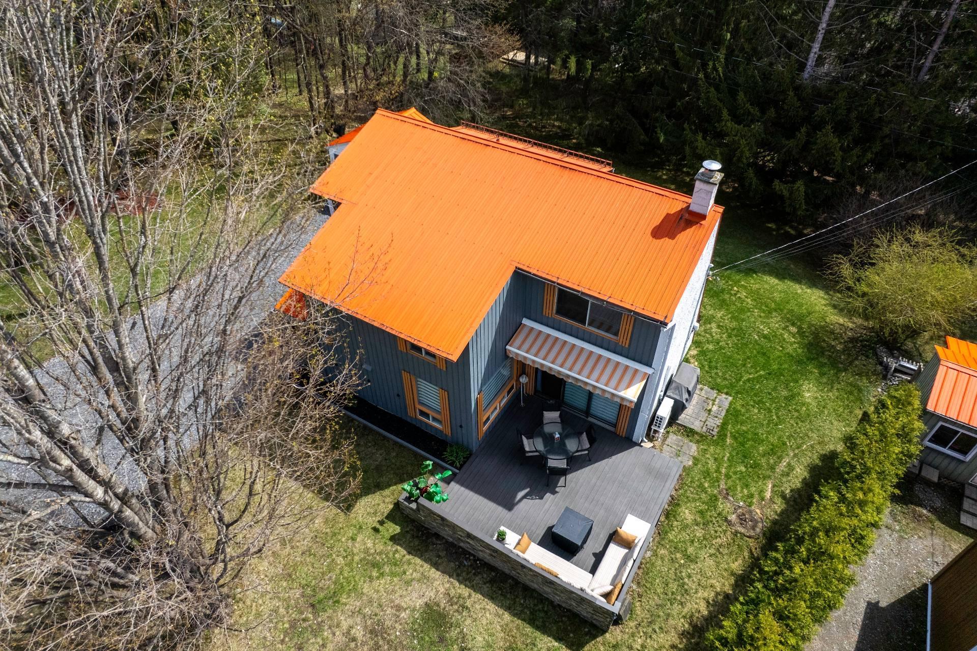 









105


Rue des Chênes

,
Orford,




QC
J1X7A6

