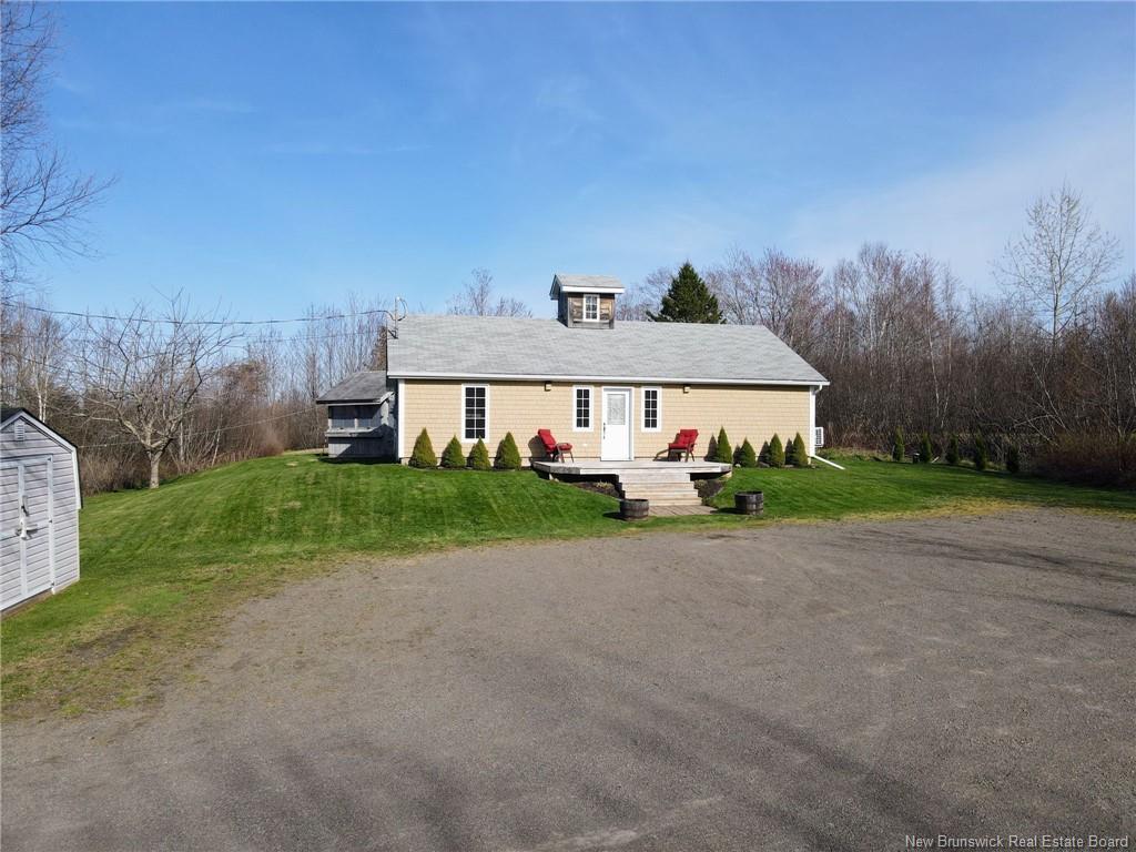 









1937


Melanson

RD,
Lakeville,




NB
E1H 2C6

