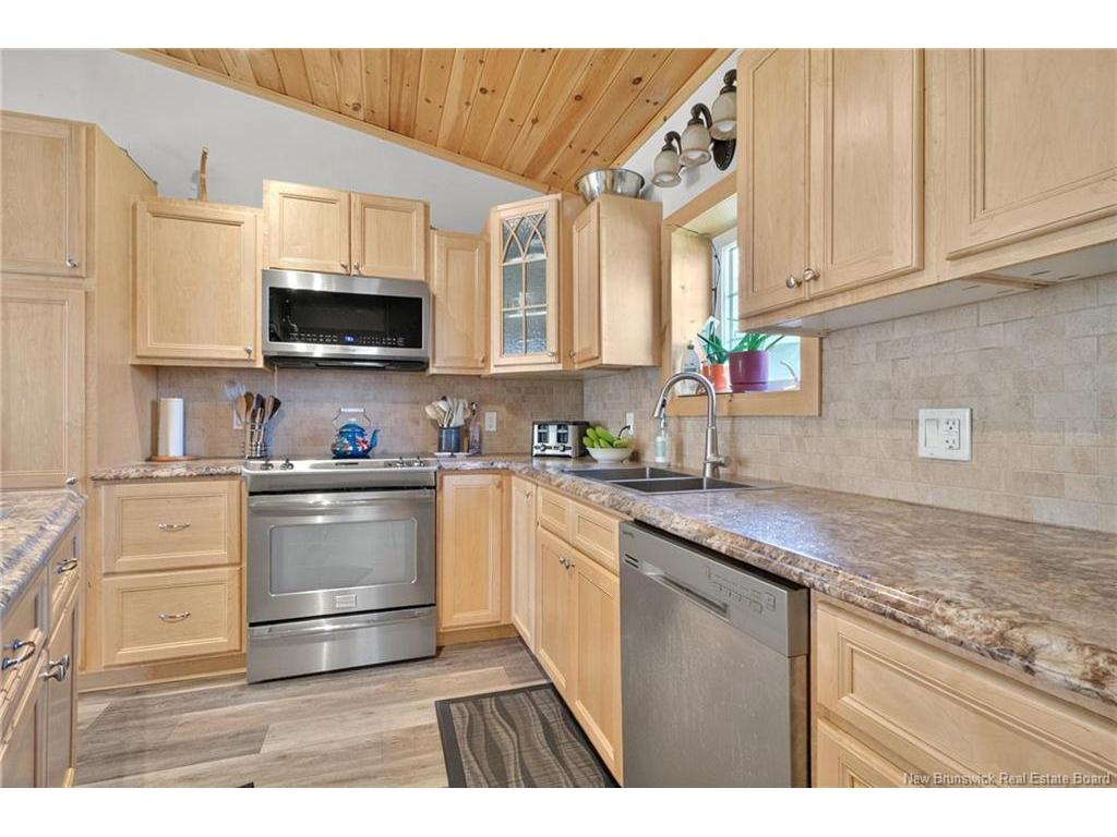 









1937


Melanson

RD,
Lakeville,




NB
E1H 2C6

