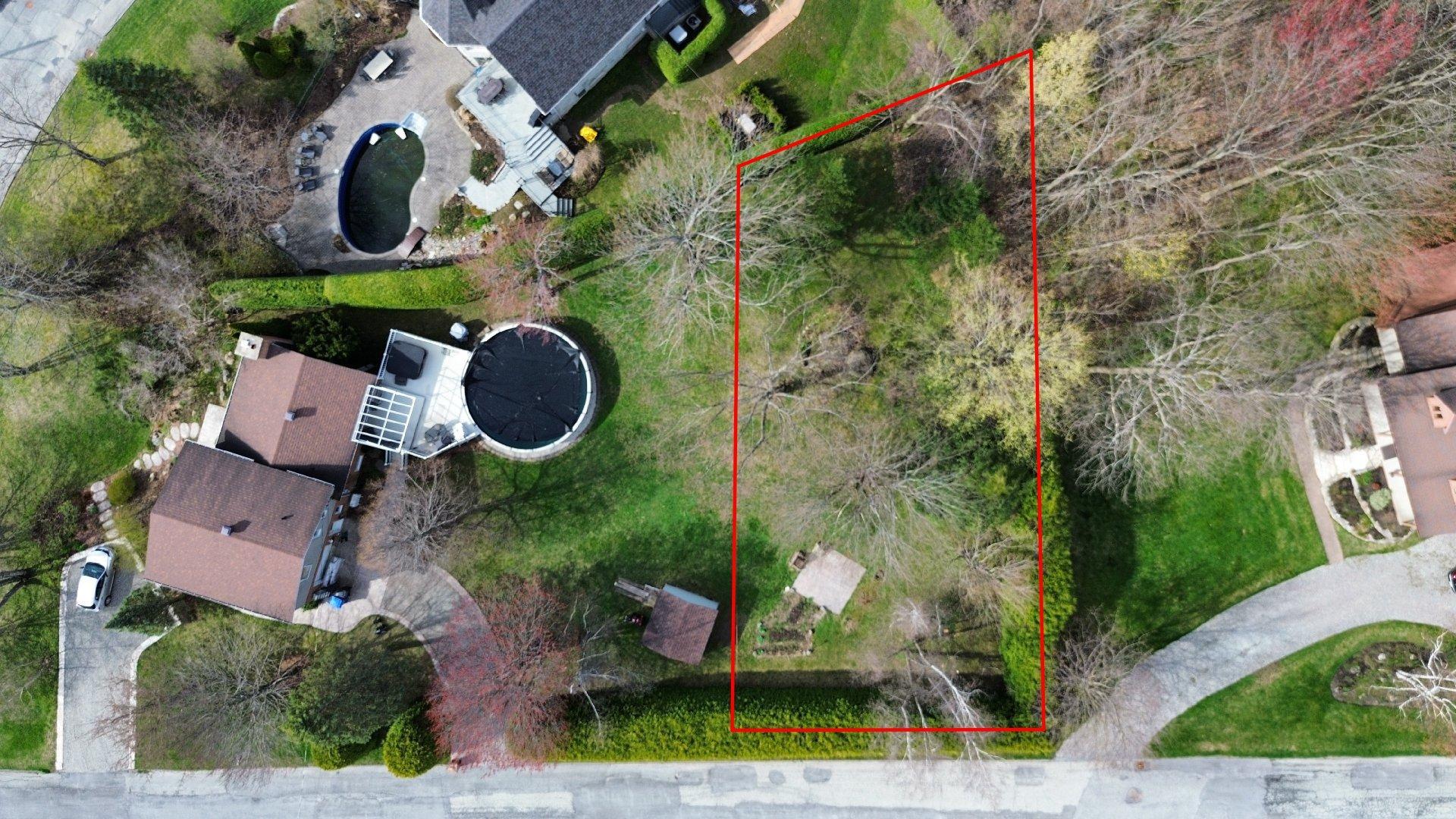 












Rue Gosselin

,
Magog,







QC
J1X5E1

