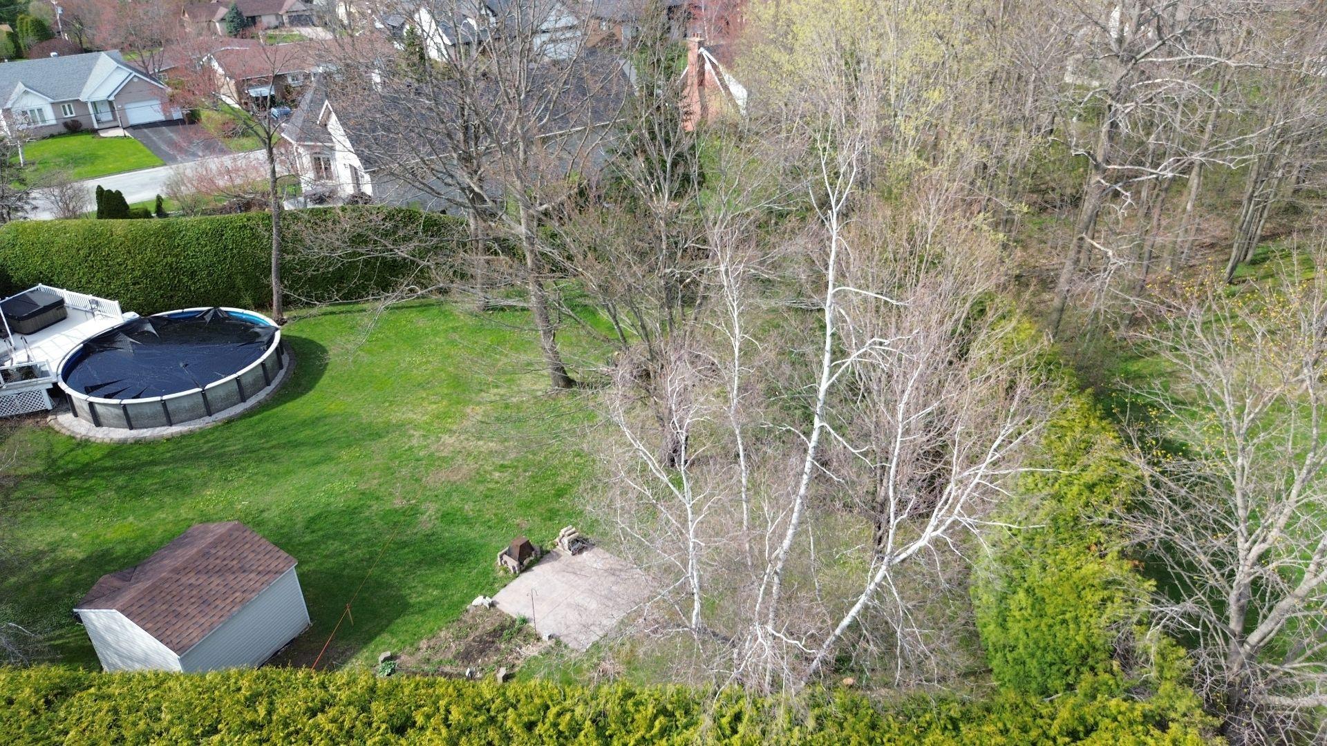 












Rue Gosselin

,
Magog,







QC
J1X5E1

