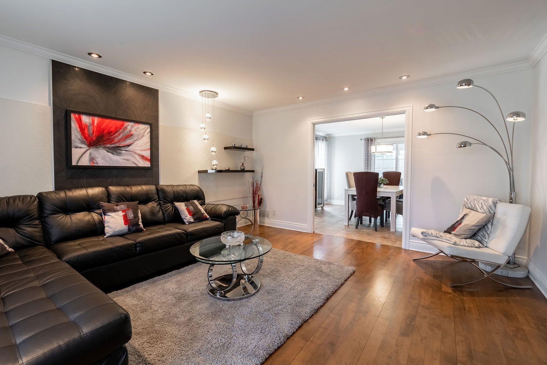 









111


Rue Thibert

,
Saint-Constant,




QC
J5A2S4

