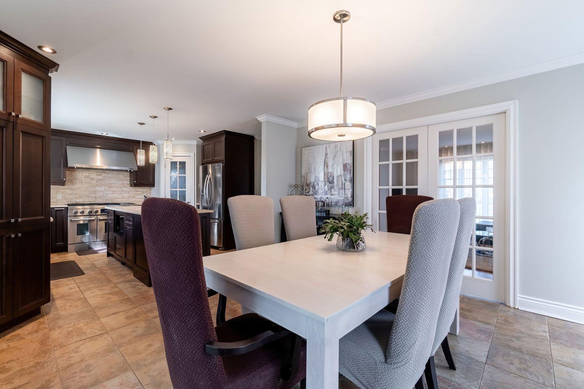 









111


Rue Thibert

,
Saint-Constant,




QC
J5A2S4

