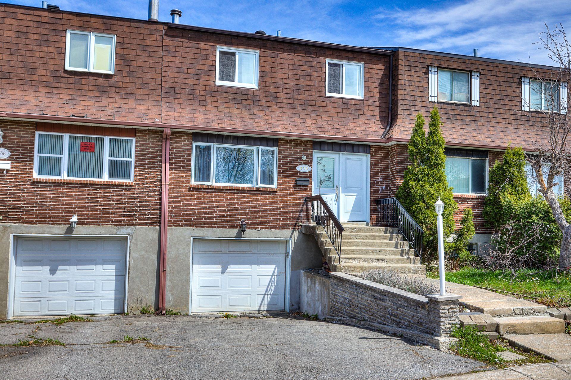 









534


Rue de Megève

,
Laval (Laval-des-Rapides),




QC
H7N5G3

