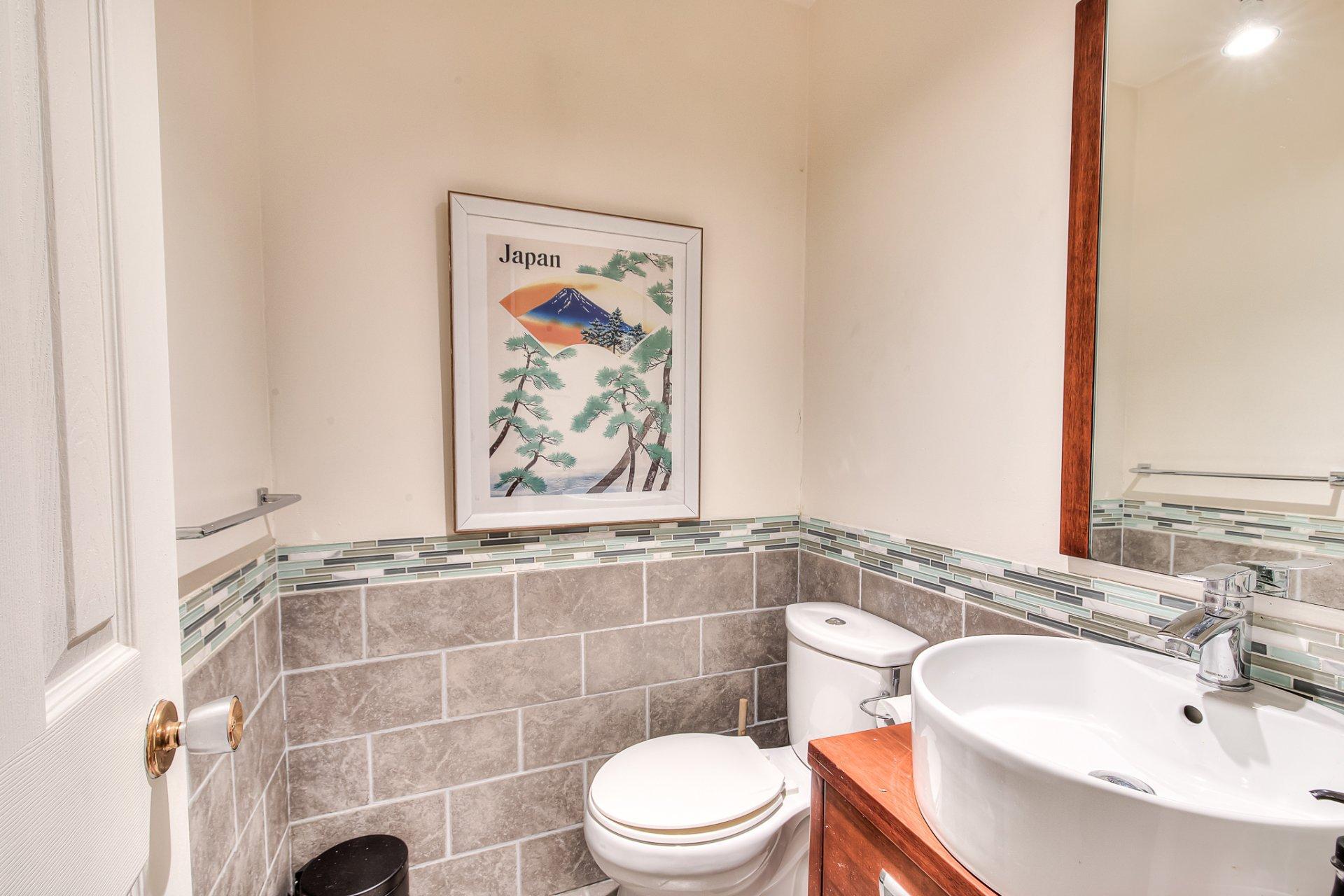 









534


Rue de Megève

,
Laval (Laval-des-Rapides),




QC
H7N5G3

