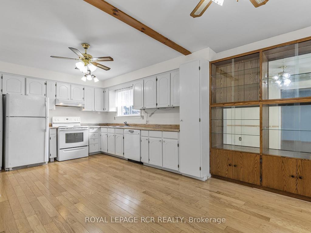 









43


Mitchell

Avenue,
New Tecumseth,




ON
L9R 1C2

