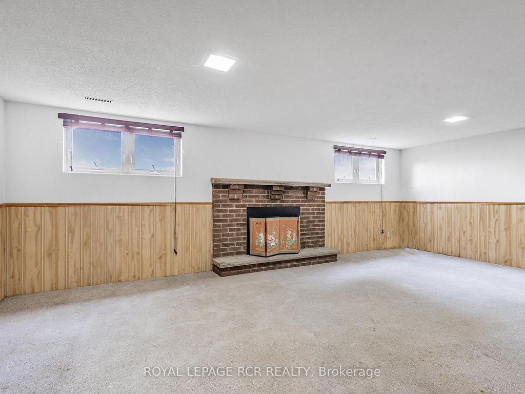









43


Mitchell

Avenue,
New Tecumseth,




ON
L9R 1C2

