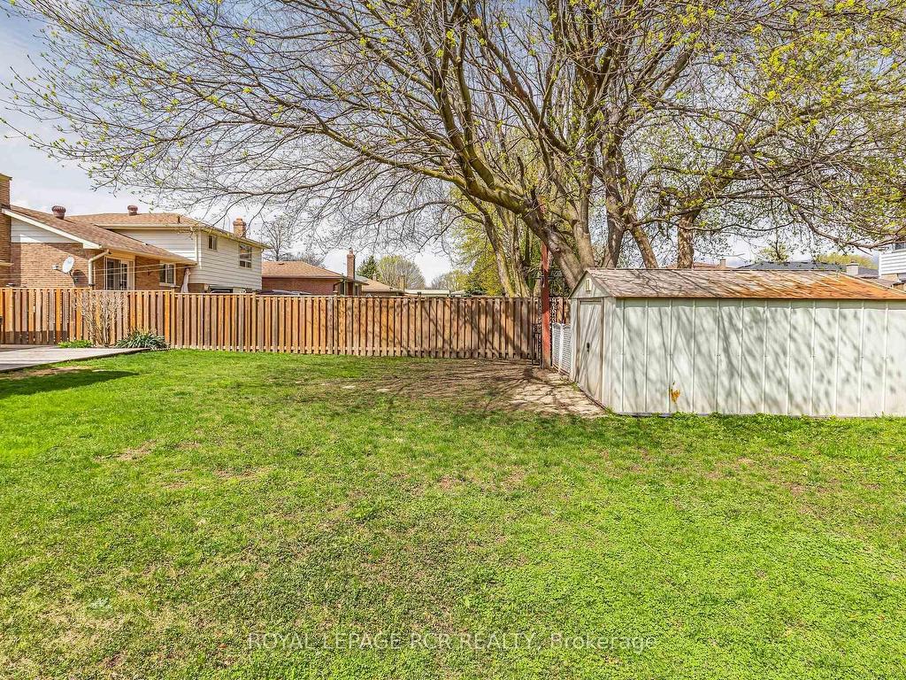









43


Mitchell

Avenue,
New Tecumseth,




ON
L9R 1C2

