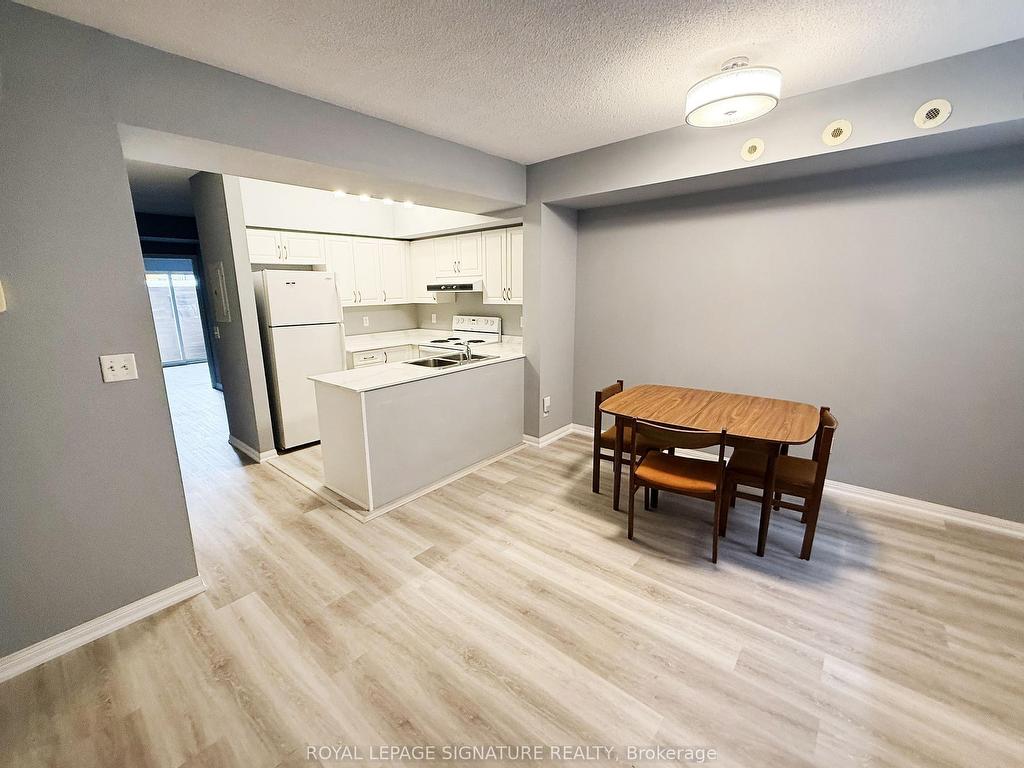









3045


Finch

Avenue West, 1030,
Toronto,




ON
M9M 0A5


