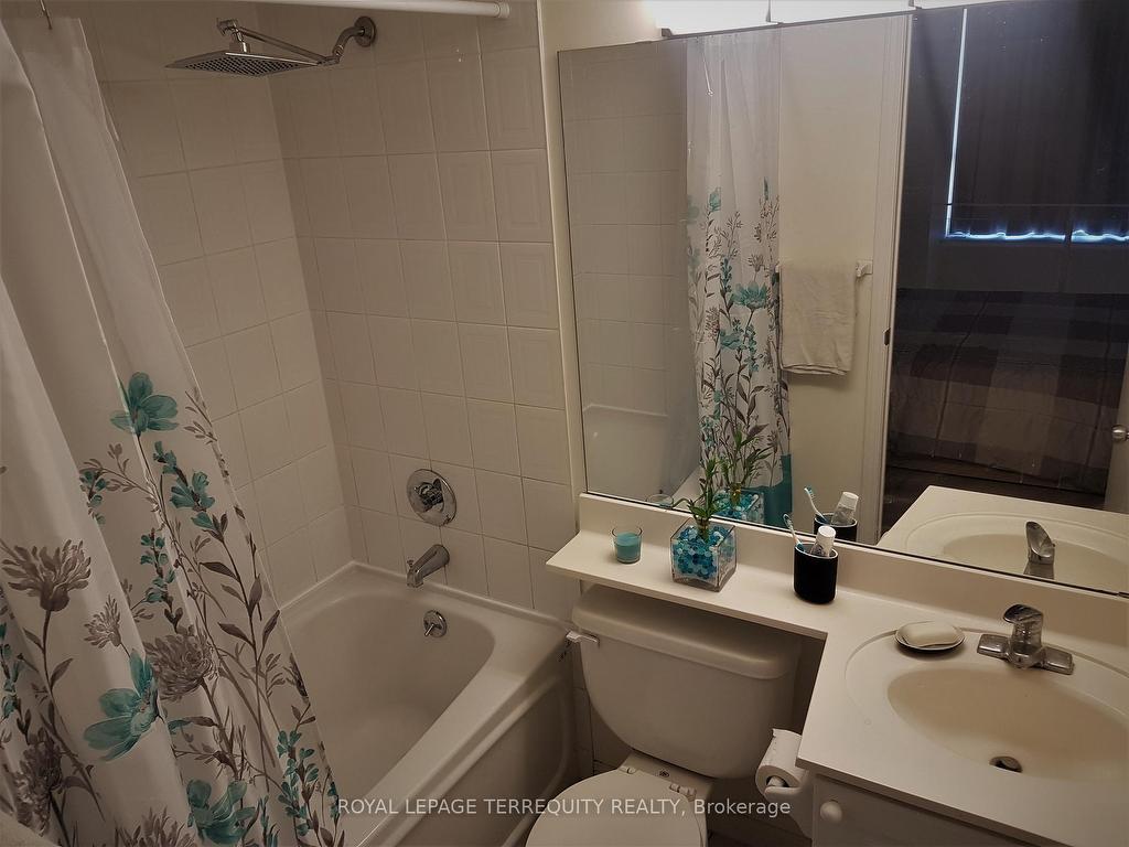 









139


Merton

Street, 1046,
Toronto,




ON
M4S 3G7

