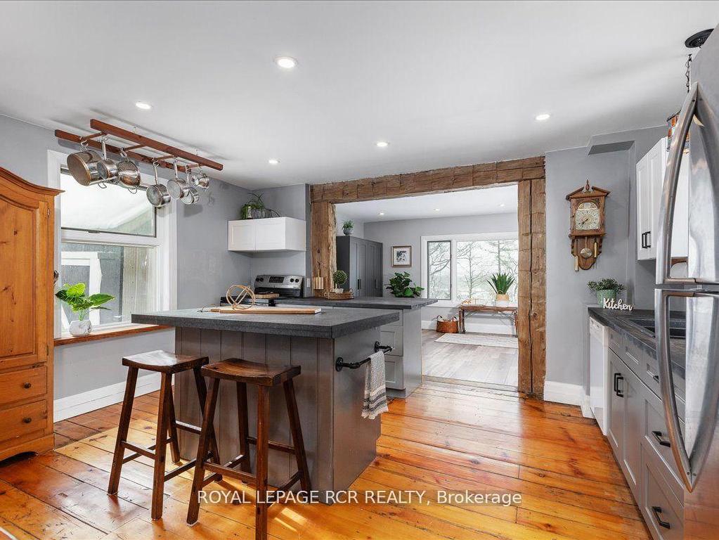 









19052


Centre

Street,
East Gwillimbury,




ON
L0G 1M0

