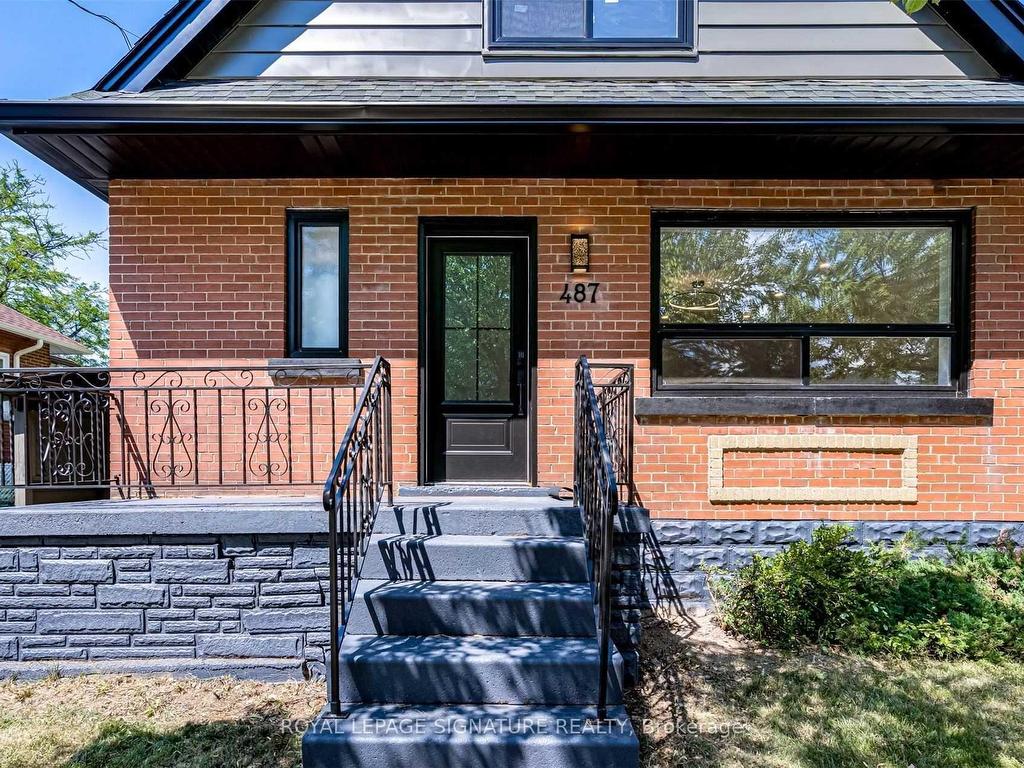 









487


Brucedale

Avenue East, LOWER,
Hamilton,




ON
L8V 1P1

