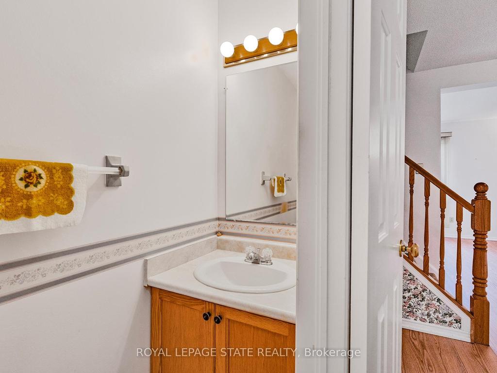 









618


Barton

Street, 21,
Hamilton,




ON
L8E 4X3

