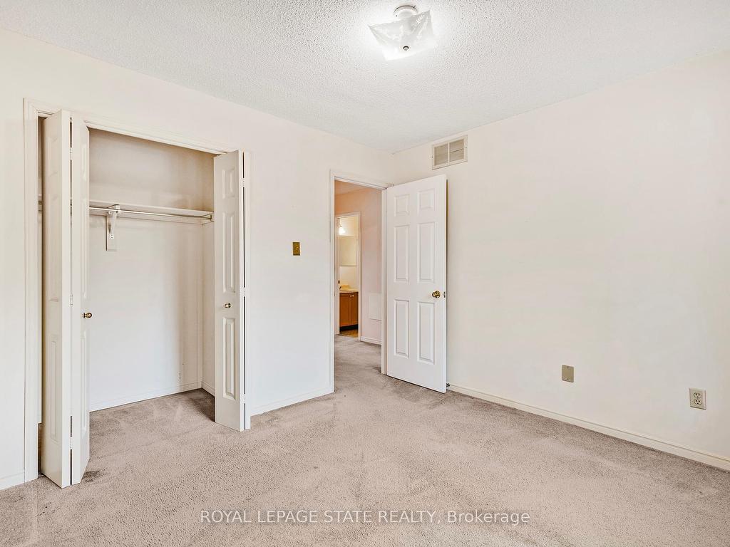 









618


Barton

Street, 21,
Hamilton,




ON
L8E 4X3

